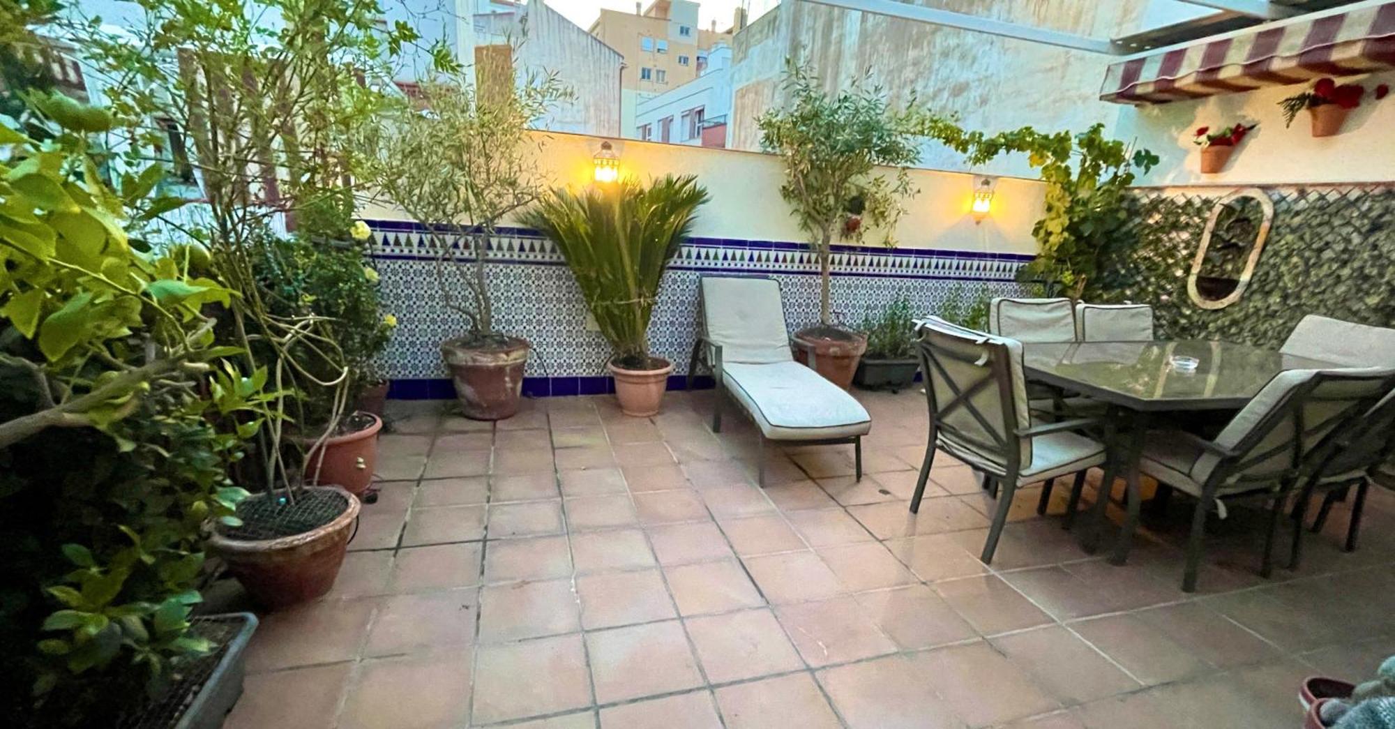 Maravilloso Apartamento Centrico De 70M2, Jardin Propio 40M2 Con Piscina Para Ninos Y Parking Opcional Málaga Exteriör bild