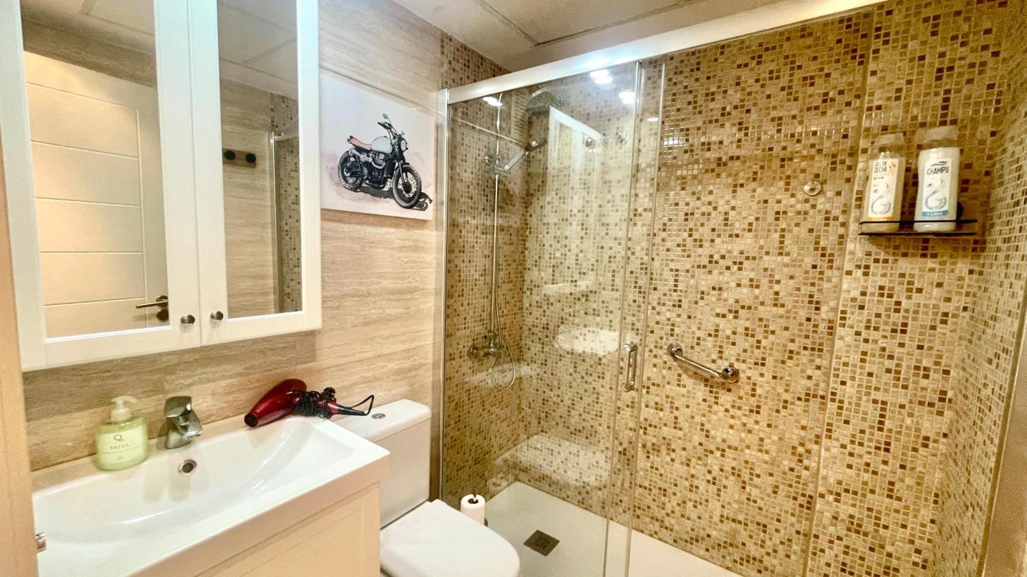 Maravilloso Apartamento Centrico De 70M2, Jardin Propio 40M2 Con Piscina Para Ninos Y Parking Opcional Málaga Exteriör bild